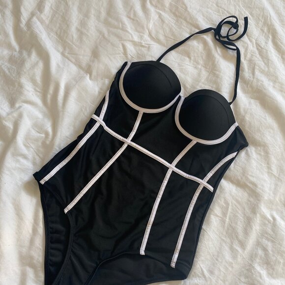 YesStyle Unworn Black and White One Piece Swimsuit - Picture 1 of 3